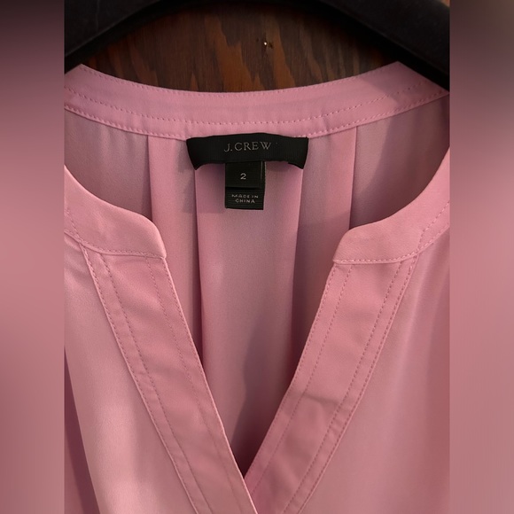 Flowy Bubblegum Pink J.Crew Blouse with Pleating Size 2 - Picture 3 of 4